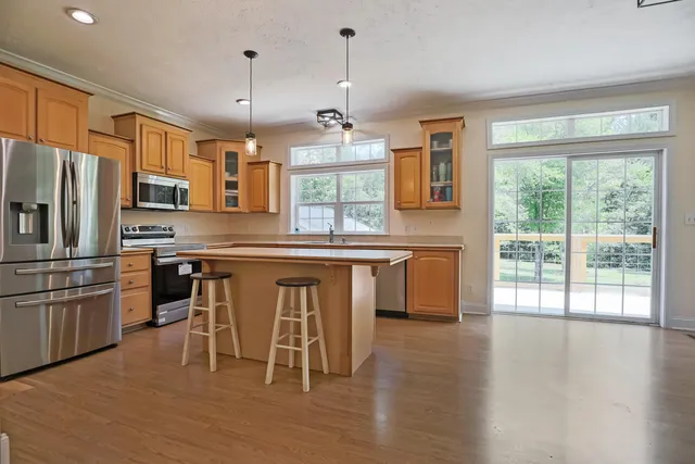 $675,000 | 153 Willow Brook Way, Cordesville, SC 29434