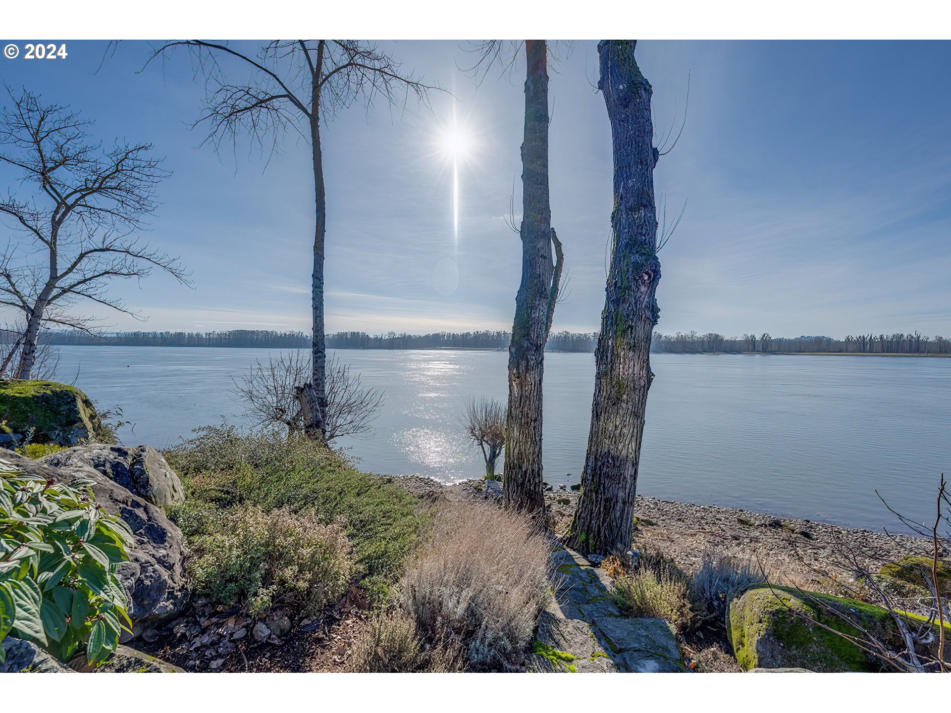 15421 Southeast Rivershore Drive Vancouver, WA 98683 - Photo 14 of 39 a picture of floor plan
