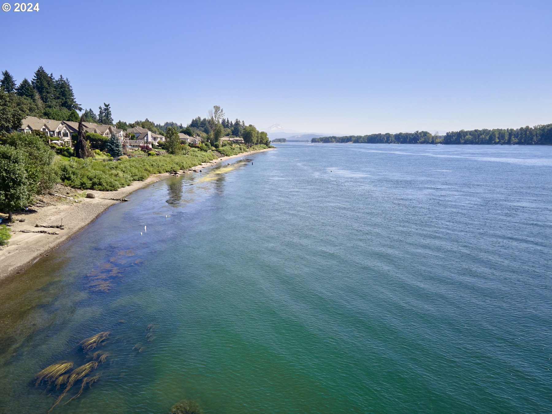 15421 Southeast Rivershore Drive Vancouver, WA 98683 - Photo 38 of 39 a view of a lake and mountain in the back