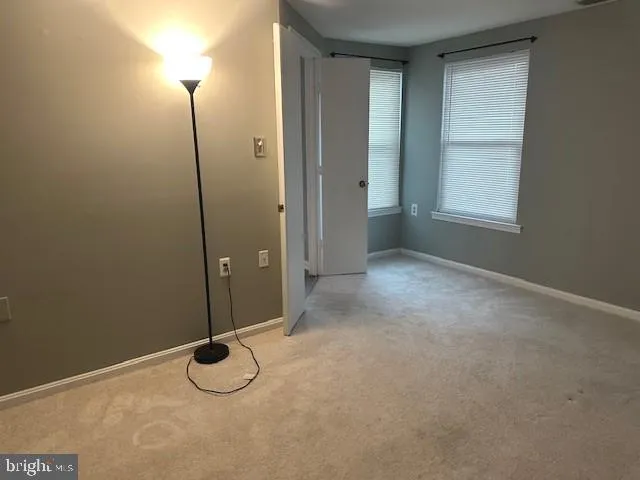 $2,500 | 4308 Pembrook Village Drive, Unit 6, Alexandria, VA 22309