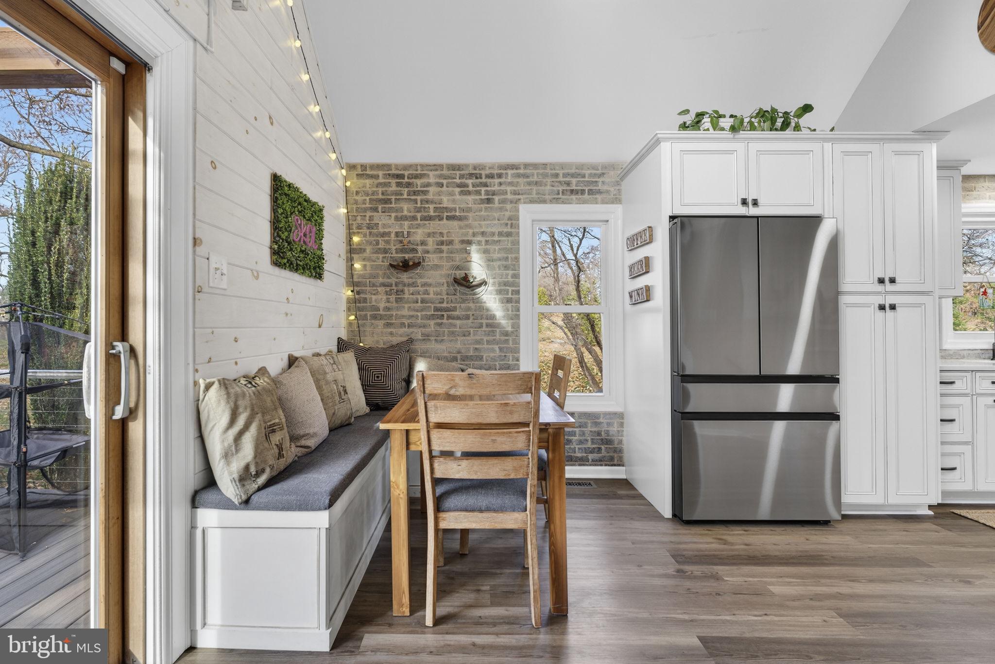 9666 Springs Road Warrenton, VA 20186 - Photo 21 of 77 Kitchen Eat-In