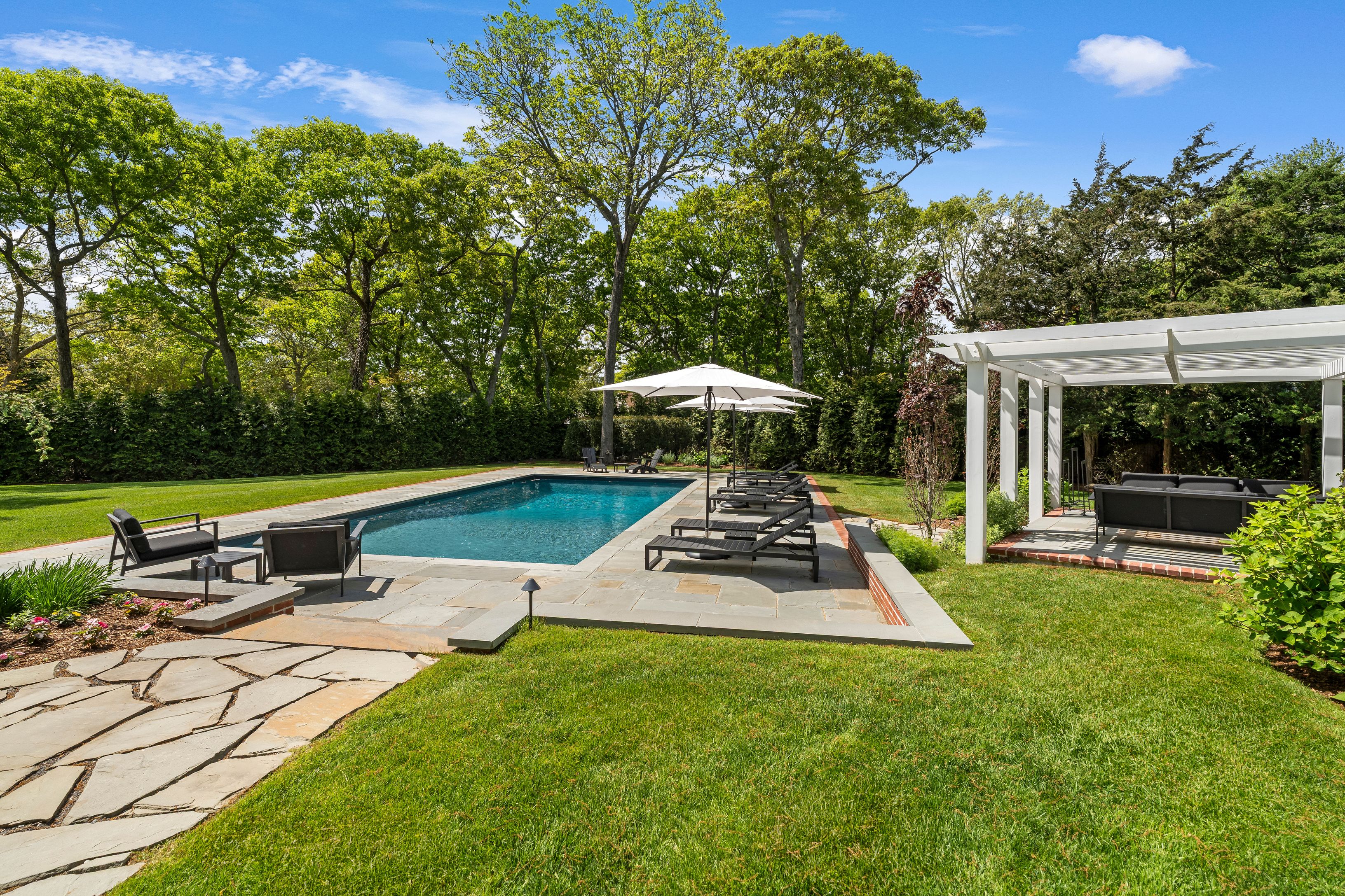 91 East Tiana Road Hampton Bays, NY 11946 - Photo 41 of 48
