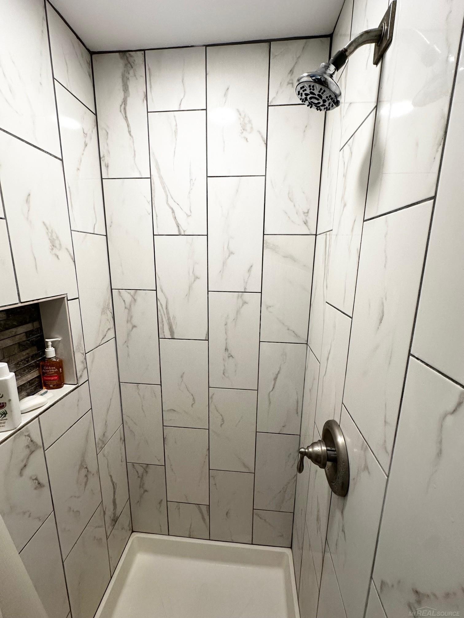 284 East St Clair Street Romeo, MI 48065 - Photo 15 of 23