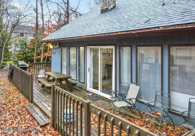 $1,900 | 8577 Bumble Bee Way, Tobyhanna, PA 18466