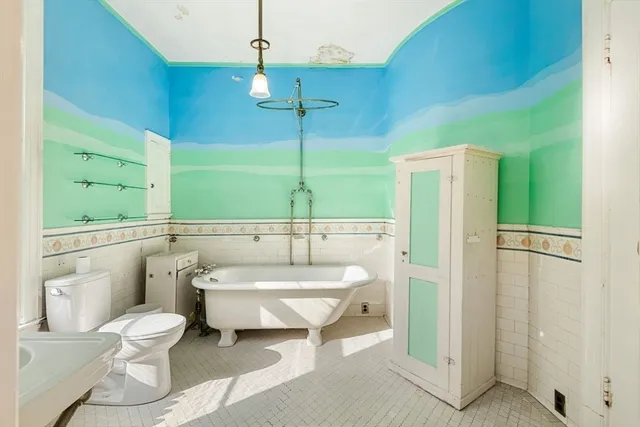 $2,850,000 | 9 Downing Road, Brookline, MA 02446