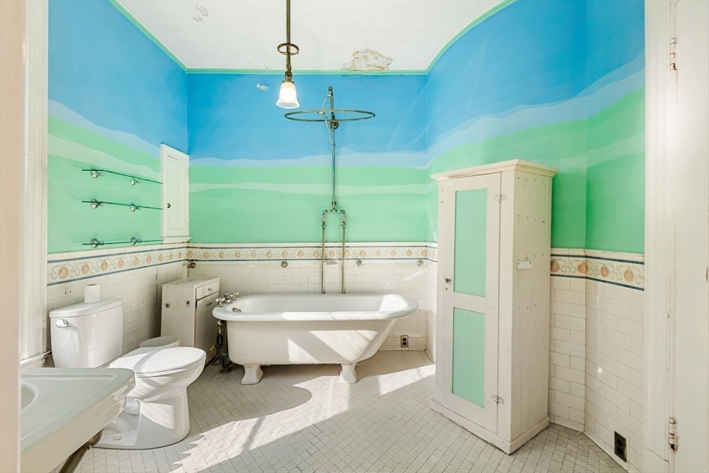 9 Downing Road Brookline, MA 02446 - Photo 23 of 34