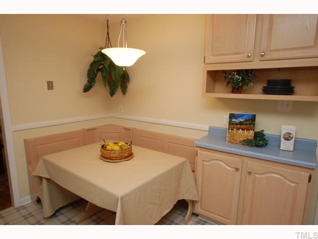731 Davidson Street Raleigh, NC 27609 - Photo 4 of 10 Dive into the Weekend Journal or catch up with the fam around the kitchen table. It's what they're made for.