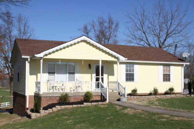 101 Maple Street Adams, TN 37010 - Photo 1 of 15 Welcome to 101 Maple Street in the heart of Adams. Zoned for Jo Byrns schools and located near Hwy 41, this terrific ranch home features gleaming hardwoods, large family areas and a full basement.