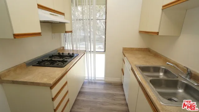 $2,800 | 11133 Rose Avenue, Unit 4, Los Angeles, CA 90034