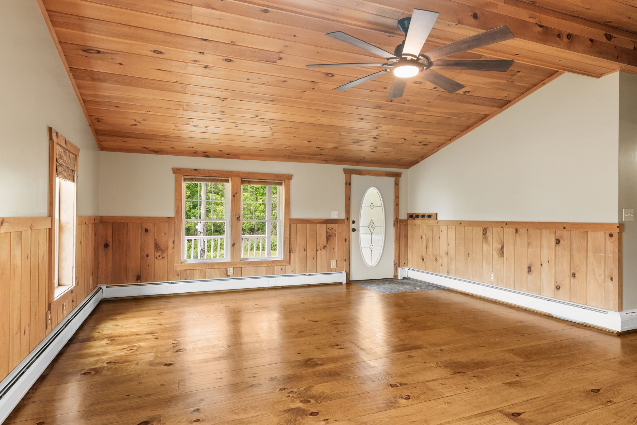 395 Hardy Road Johnson City, NY 13790 - Photo 5 of 41