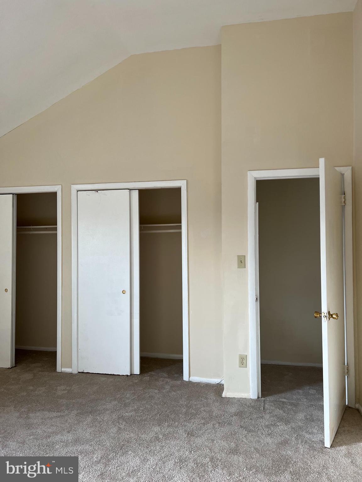 9580 Canterbury Riding, Unit 210 Laurel, MD 20723 - Photo 6 of 10 an empty room with closet