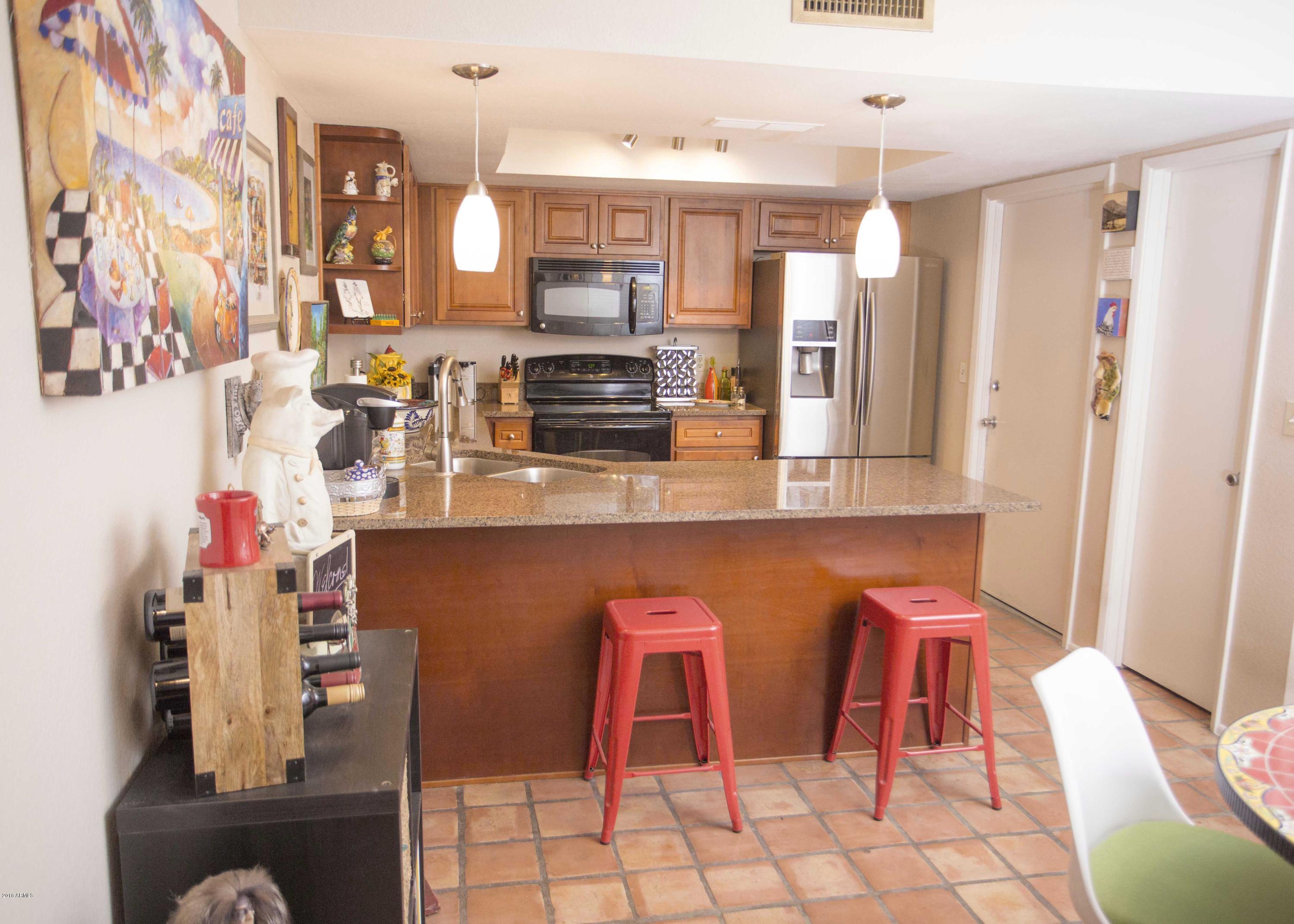 2537 East Wagoner Road Phoenix, AZ 85032 - Photo 11 of 36 Spacious Kitchen w/ Eat-at Bar