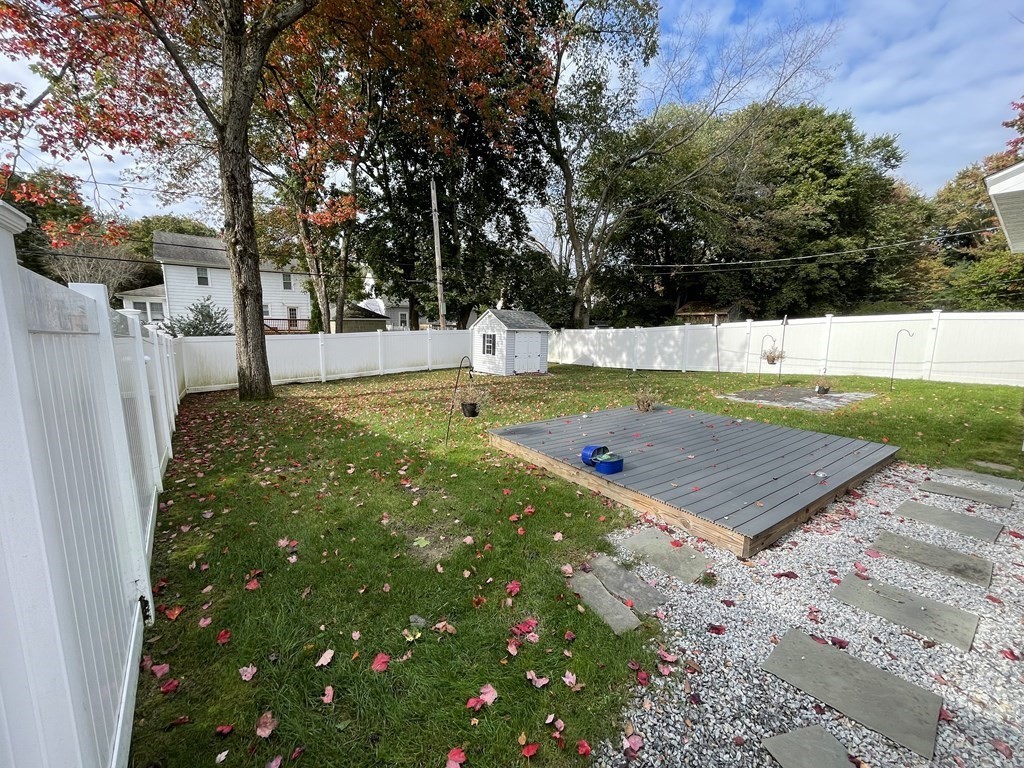 22 Westbrook Road Worcester, MA 01602 - Photo 8 of 39 a view of a basketball court