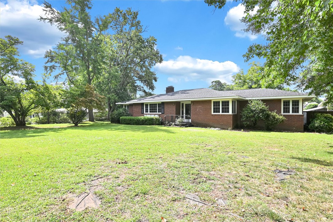 1102 Greenacres Anderson, SC 29621 - Photo 36 of 40 Front view