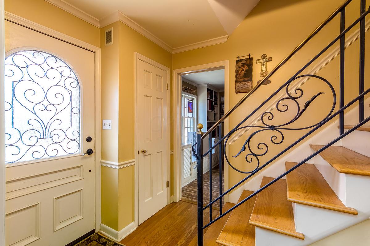 2676 Berwyn Road Columbus, OH 43221 - Photo 4 of 47 Gallery Image 4