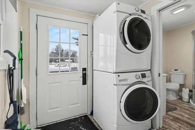 $549,900 | 6955 West Jackson Road, Ludington, MI 49431