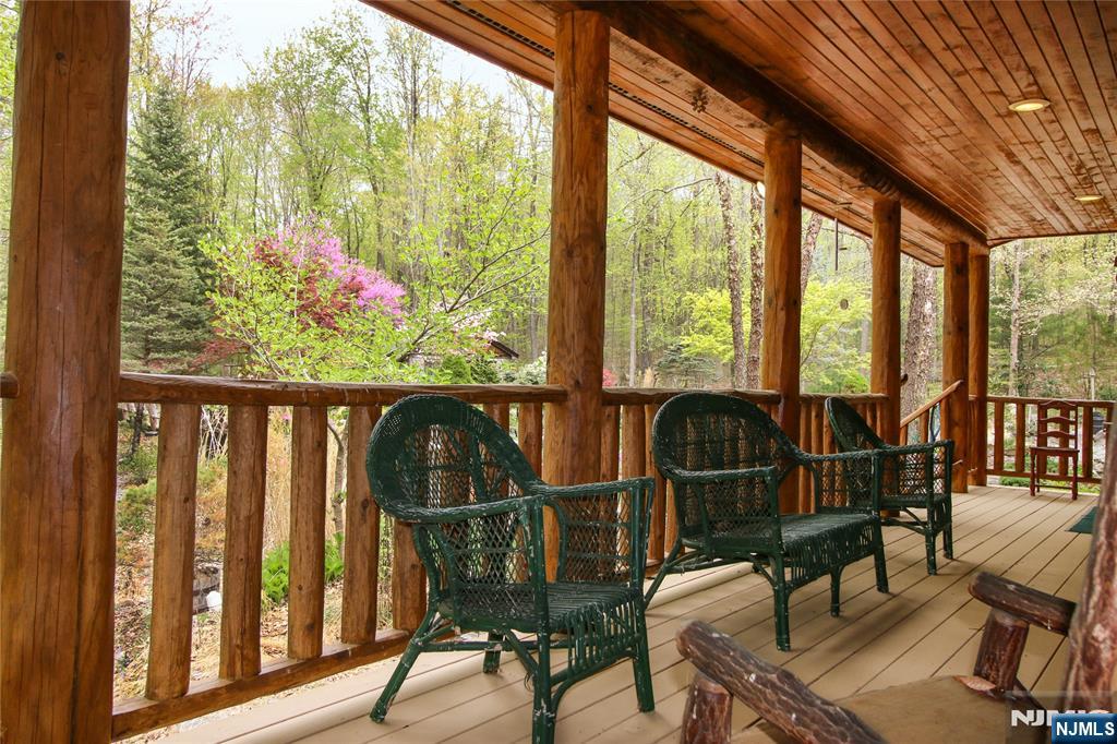 31 Kent Road Newton, NJ 07860 - Photo 8 of 42
