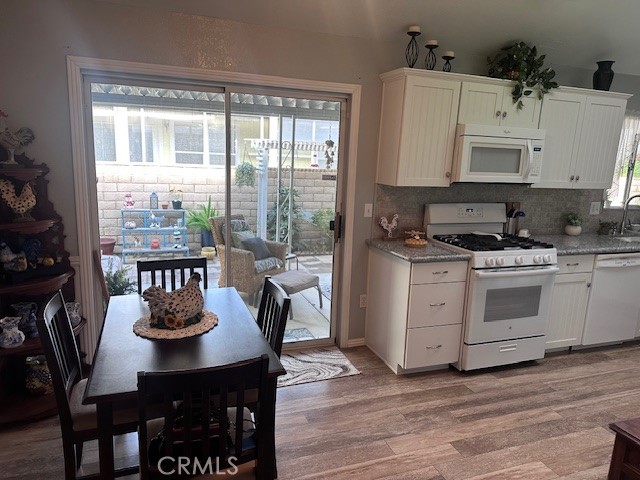 1456 St Croix Drive Hemet, CA 92543 - Photo 6 of 27 EATING AREA