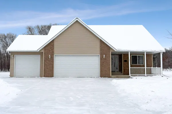 $390,000 | 1811 Summer Lane, Alexandria, MN 56308