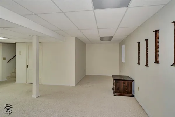 $299,900 | 211 Manor Drive, New Lenox, IL 60451