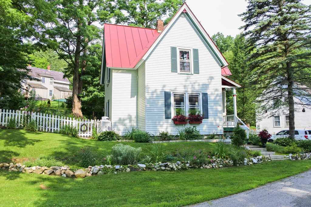 11 West Street Proctor, VT 05765 - Photo 2 of 40