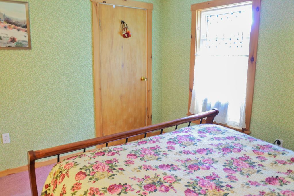 11 West Street Proctor, VT 05765 - Photo 31 of 40