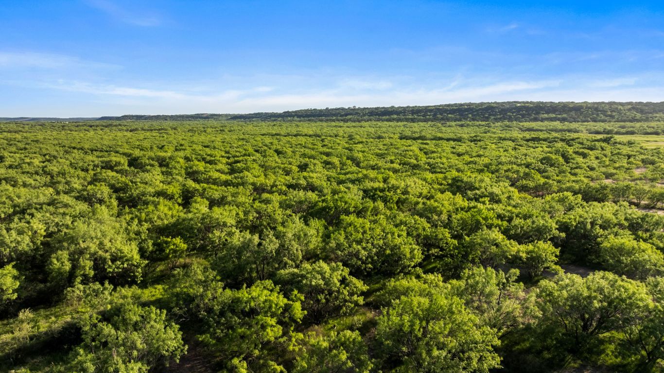 2186 FM 1028 Rochelle, TX 76872 - Photo 8 of 19 a view of an ocean
