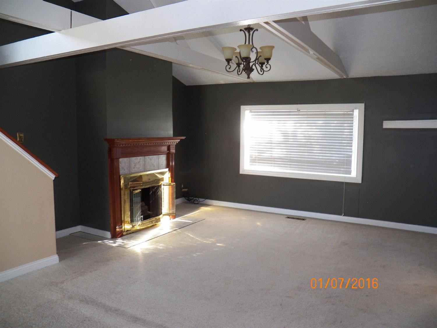 922 Ridgeview Drive Florence, KY 41042 - Photo 2 of 16 Gallery Image 2