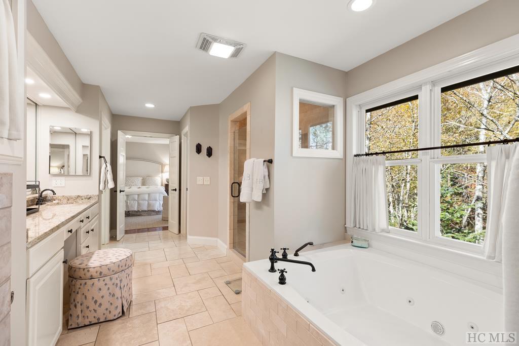 1471 Falcon Ridge Highlands, NC 28741 - Photo 34 of 57 Gallery Image 34