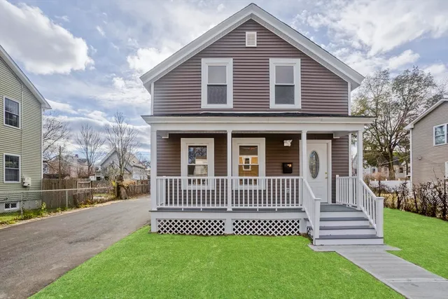 $304,900 | 19 Quincy Street, Springfield, MA 01109