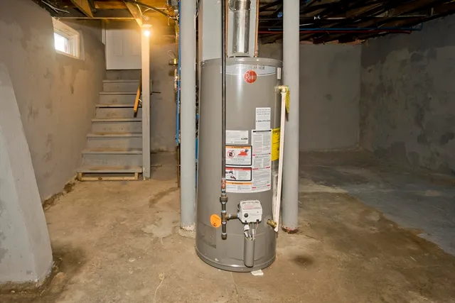 $304,900 | 19 Quincy Street, Springfield, MA 01109