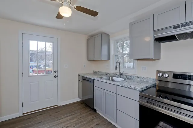 $304,900 | 19 Quincy Street, Springfield, MA 01109