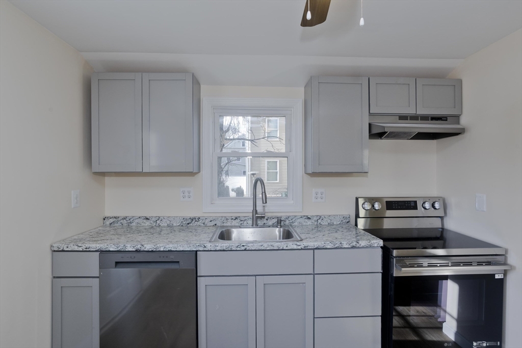 19 Quincy Street Springfield, MA 01109 - Photo 9 of 39 Gallery Image 9