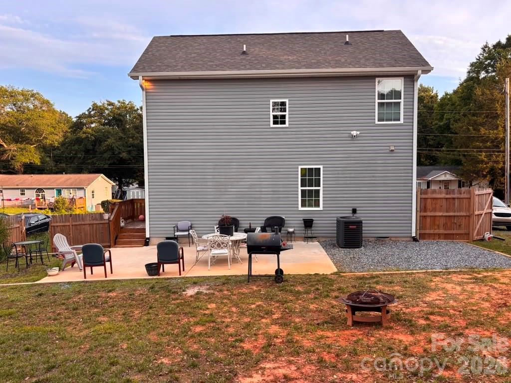 606 East Carpenter Street Dallas, NC 28034 - Photo 10 of 12