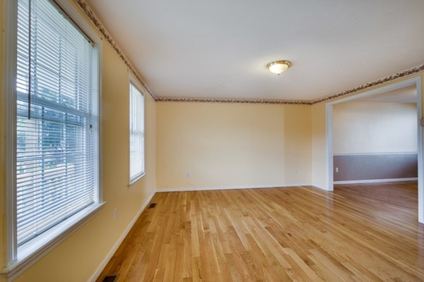 11 Brackett Road, Unit B Framingham, MA 01702 - Photo 8 of 27 Gallery Image 8