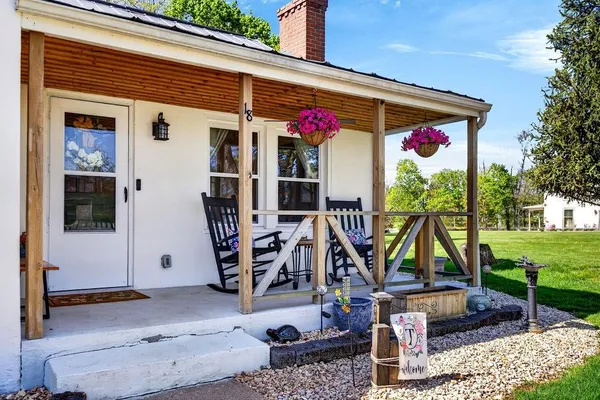$264,900 | 18 Bartley Street, Staunton, VA 24401