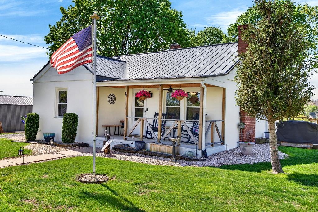 18 Bartley Street Staunton, VA 24401 - Photo 5 of 52 a view of an house with backyard porch and a slide
