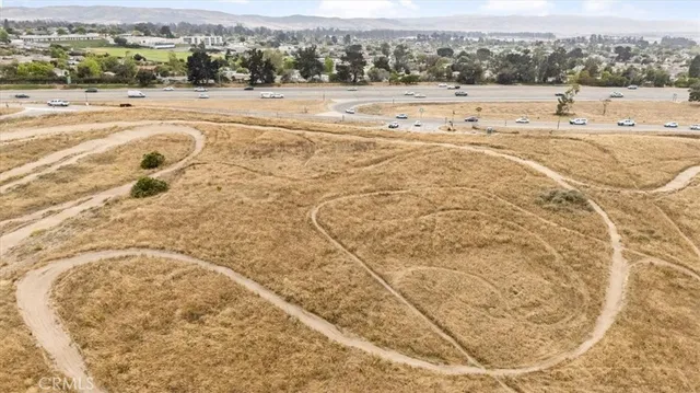 $4,700,000 | 3920 South Us Highway 101, Santa Maria, CA 93455