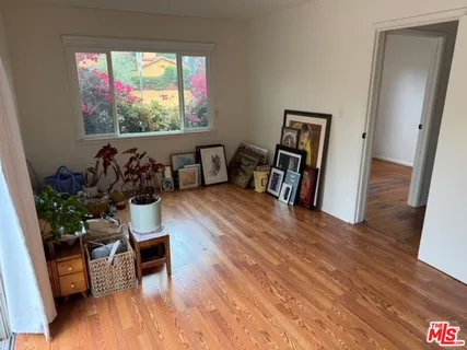 $5,500 | 802 Superba Avenue, Venice, CA 90291