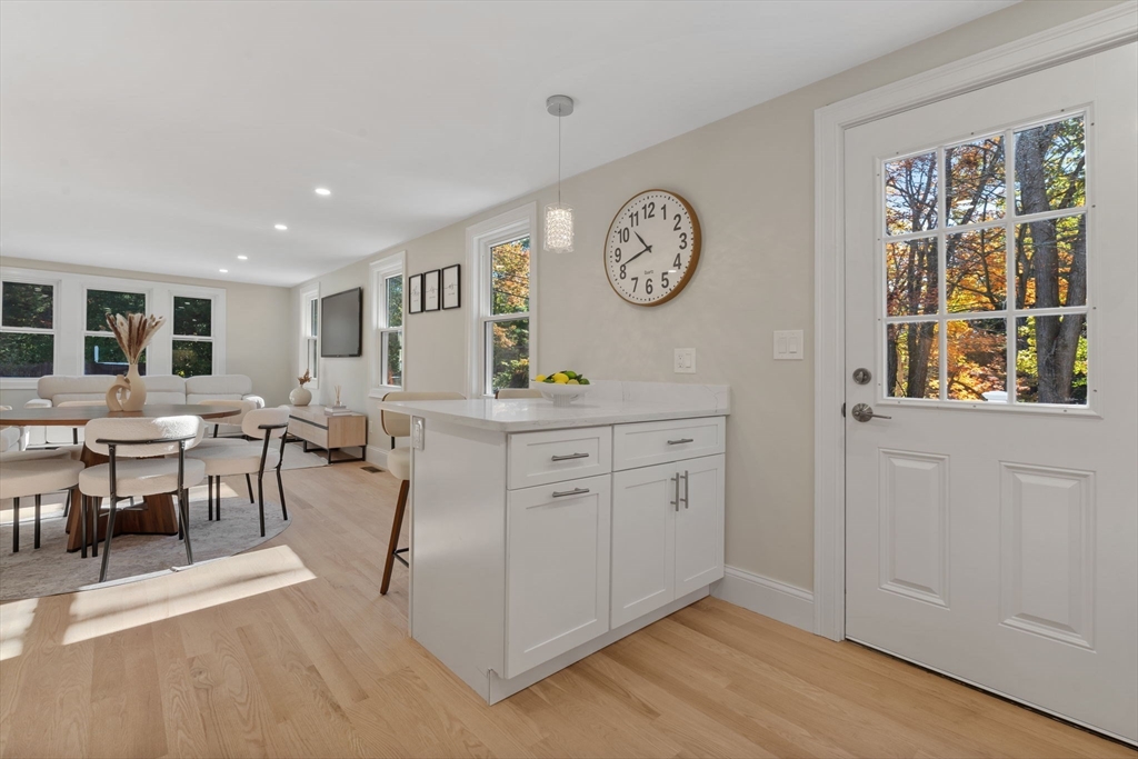 58 Chandler Road Andover, MA 01810 - Photo 5 of 42