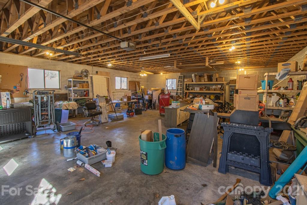 102 Possum Ridge Road Candler, NC 28715 - Photo 28 of 43 Gallery Image 28