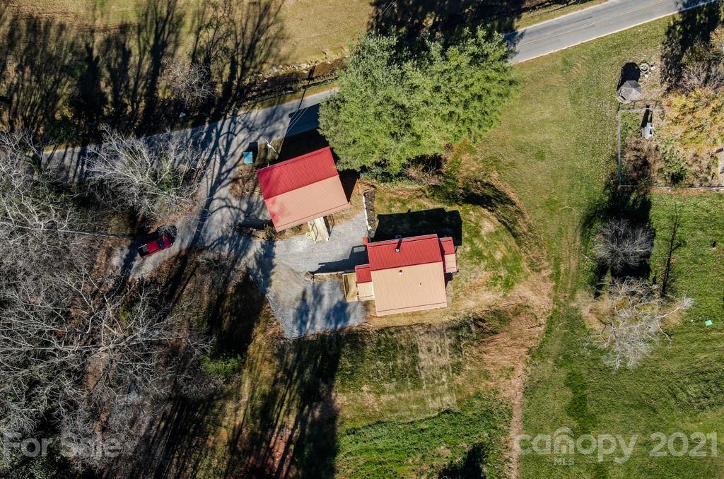 102 Possum Ridge Road Candler, NC 28715 - Photo 40 of 43 Gallery Image 40