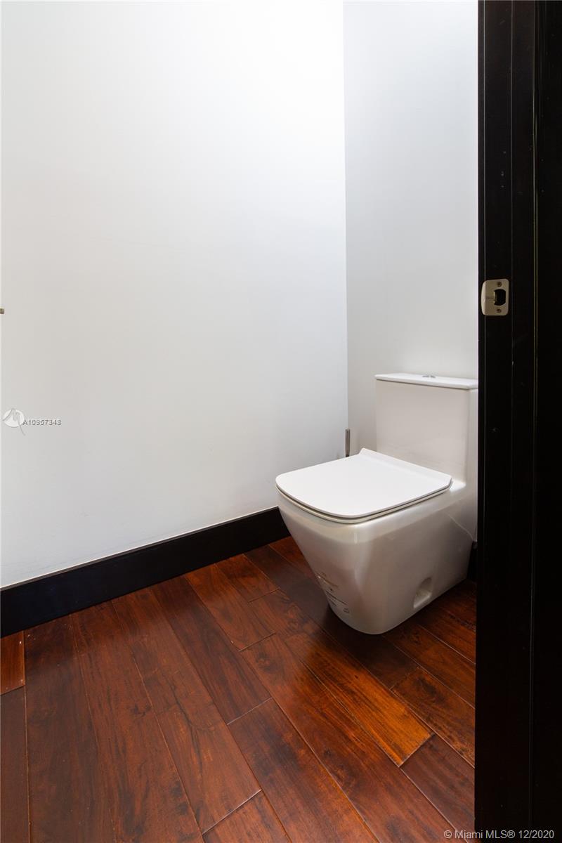 575 Bay Point Road Miami, FL 33137 - Photo 16 of 31