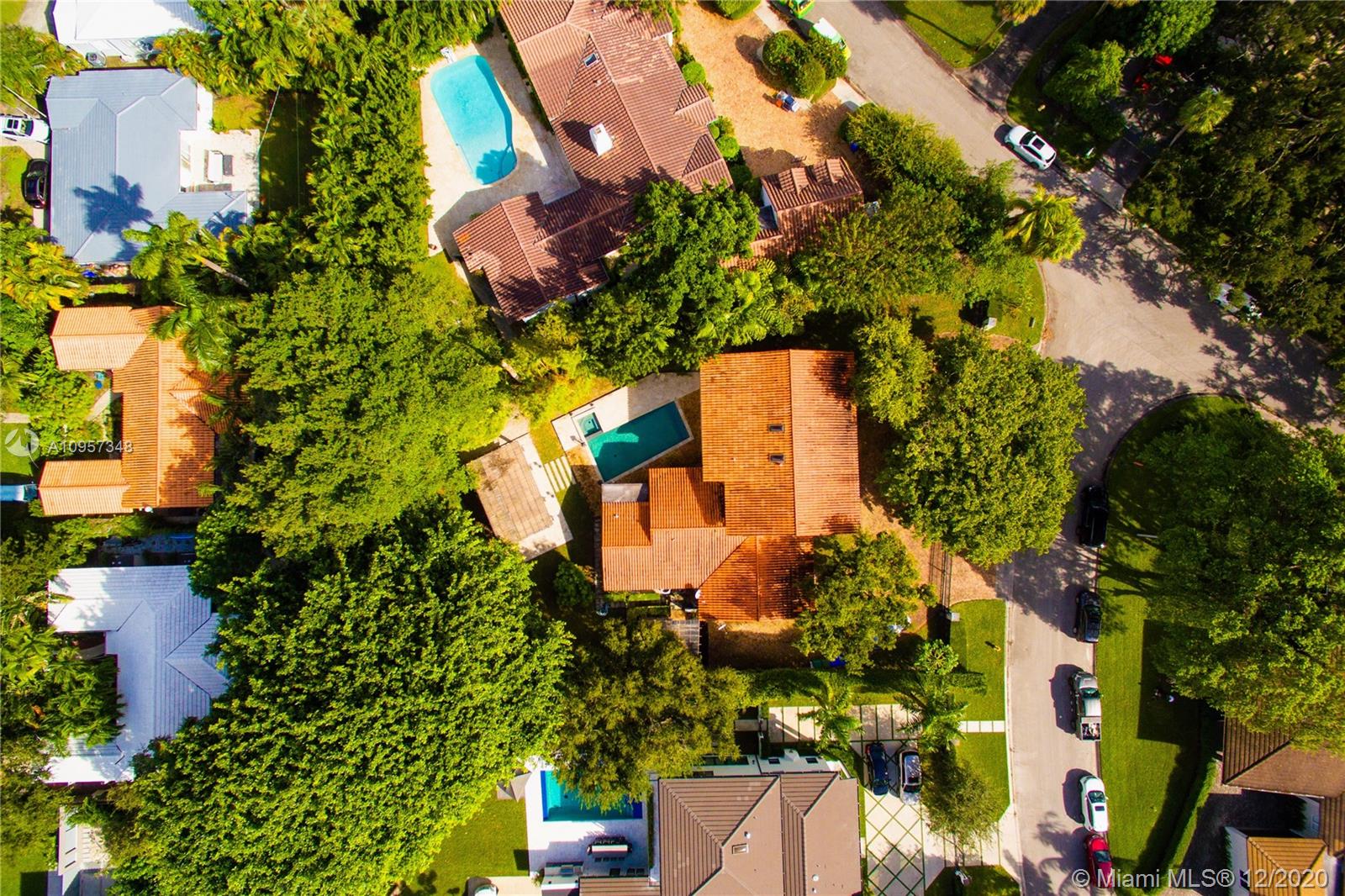 575 Bay Point Road Miami, FL 33137 - Photo 3 of 31