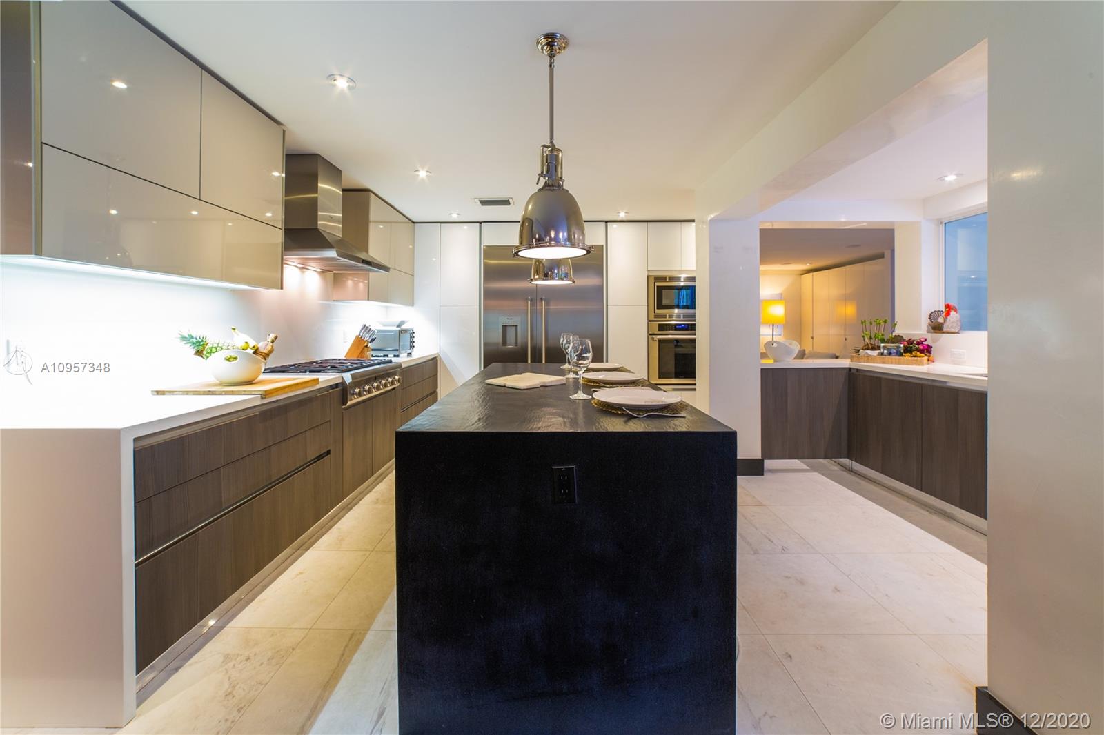 575 Bay Point Road Miami, FL 33137 - Photo 9 of 31