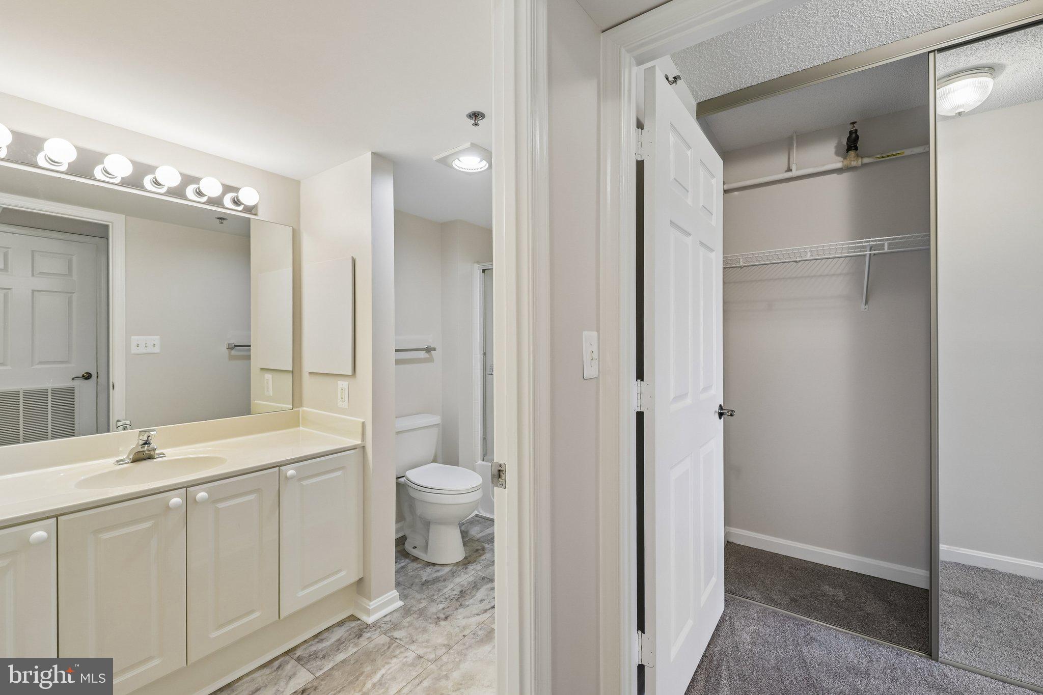 19385 Cypress Ridge Terrace, Unit 515 Leesburg, VA 20176 - Photo 7 of 58