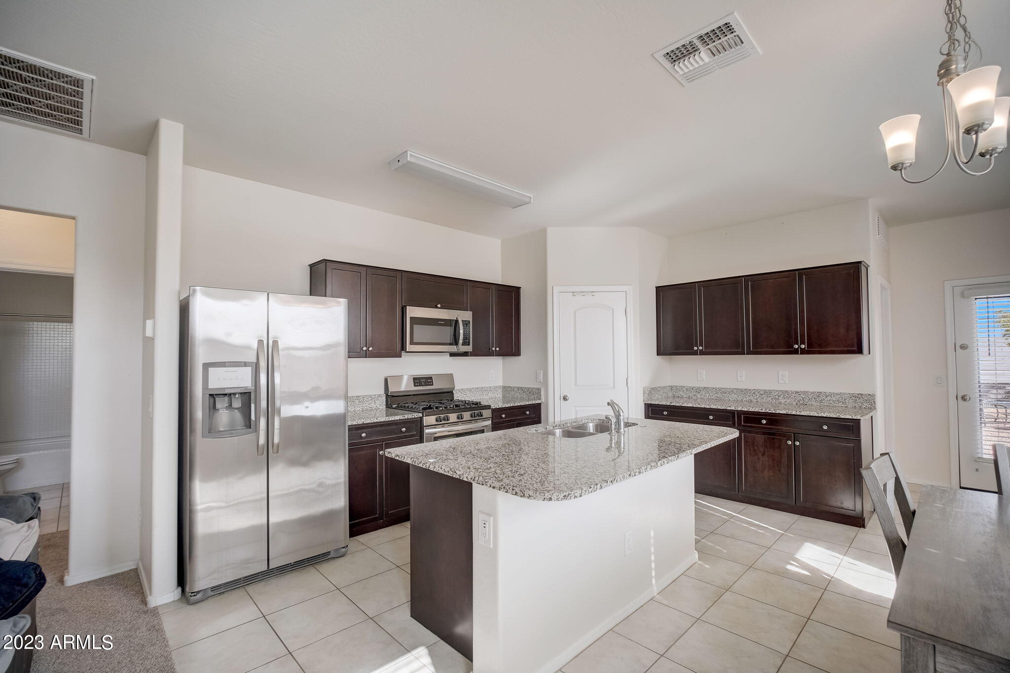 30880 West Picadilly Road Buckeye, AZ 85396 - Photo 8 of 31 kitchen