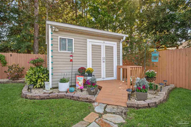 $340,900 | 6065 Dunridge Drive, Pace, FL 32571