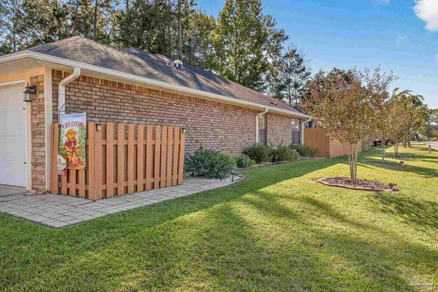 $340,900 | 6065 Dunridge Drive, Pace, FL 32571