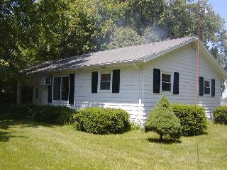1748 Samaria Road Temperance, MI 48182 - Photo 2 of 7 462862-1.JPG